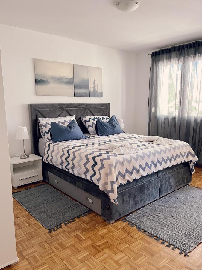Emili Apartman Zára Kültér fotó